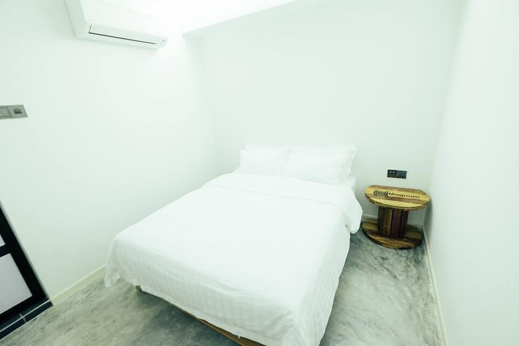 White Loft Hotel Malacca Esterno foto