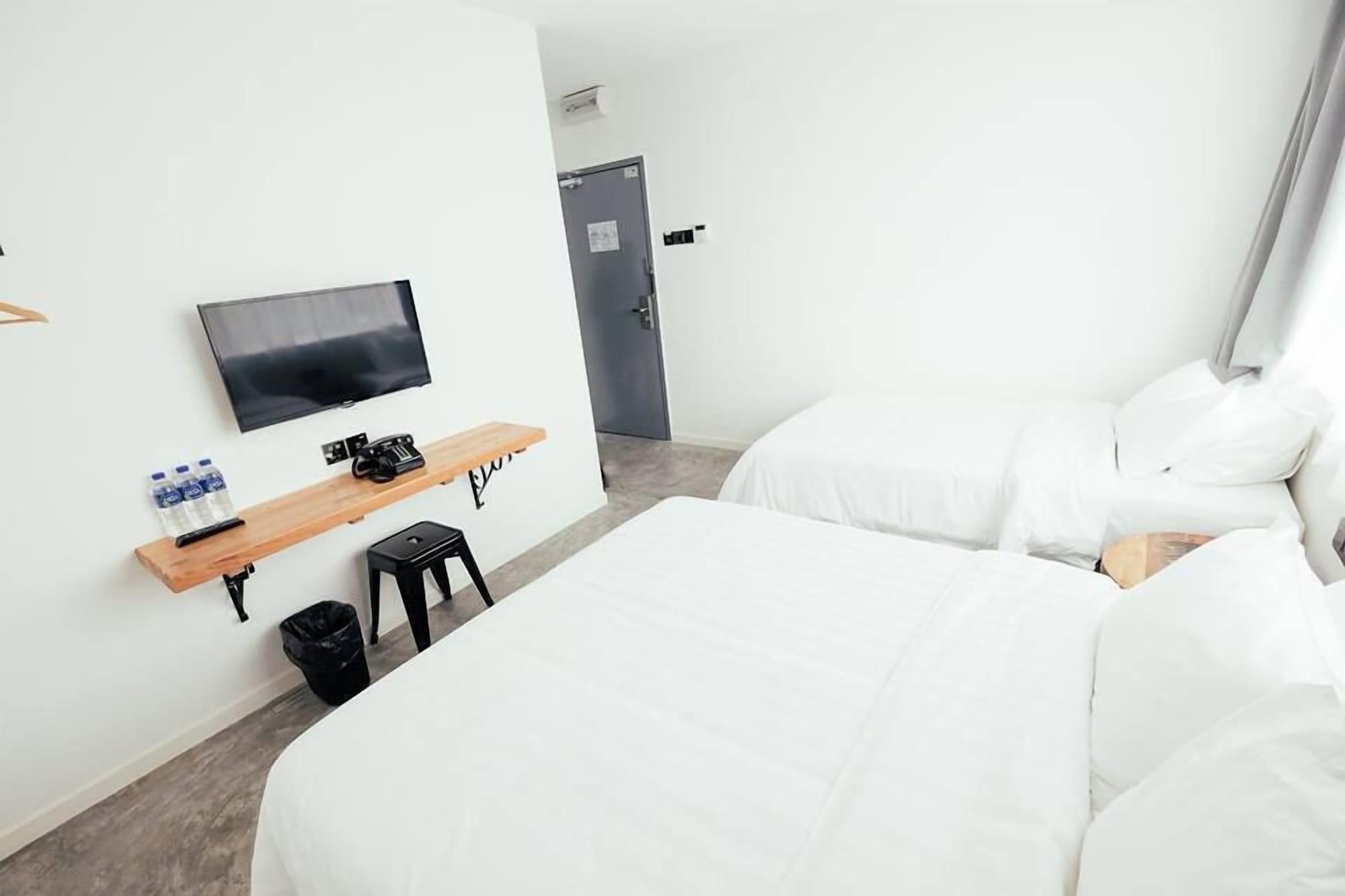 White Loft Hotel Malacca Esterno foto