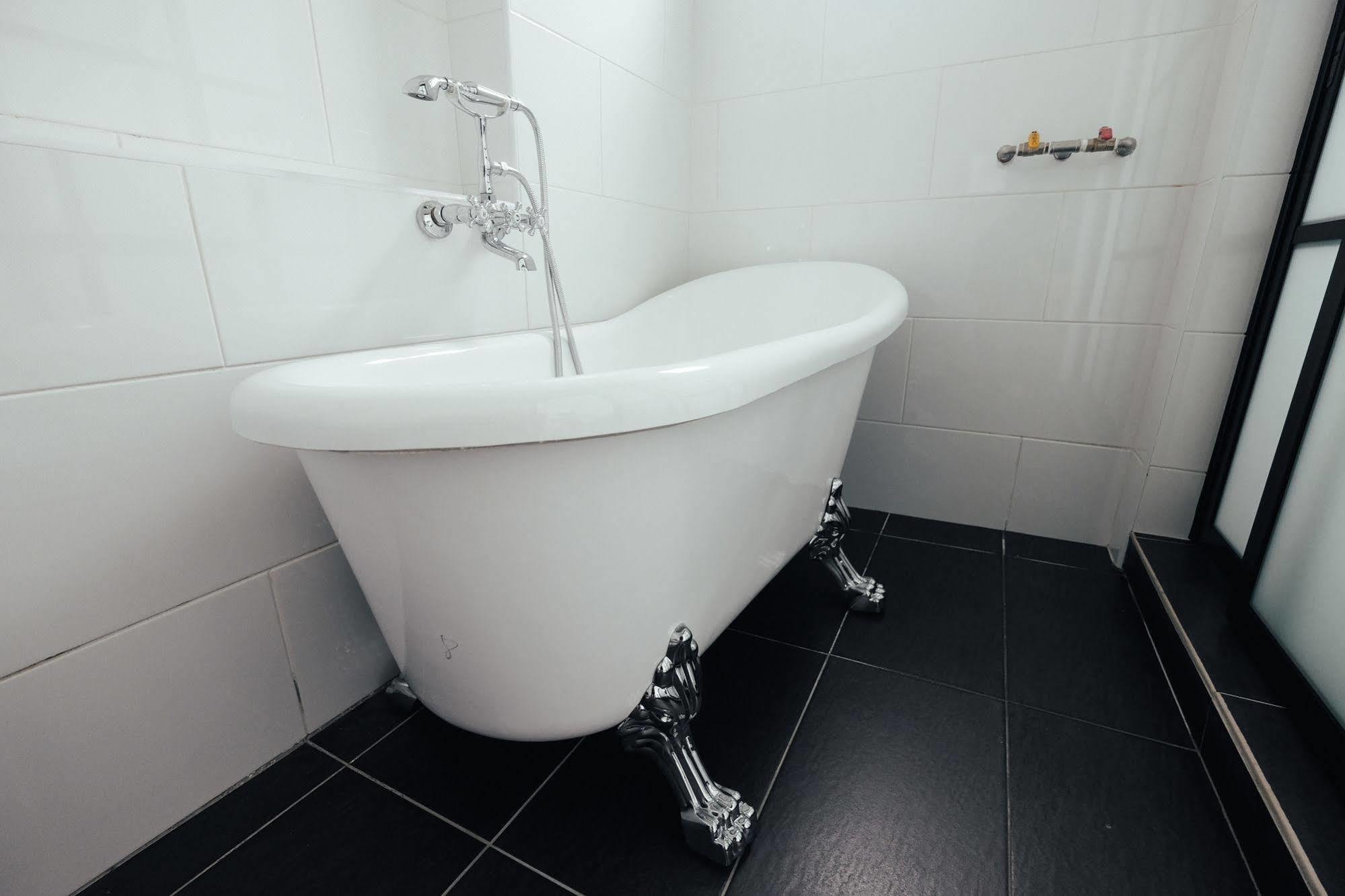 White Loft Hotel Malacca Esterno foto
