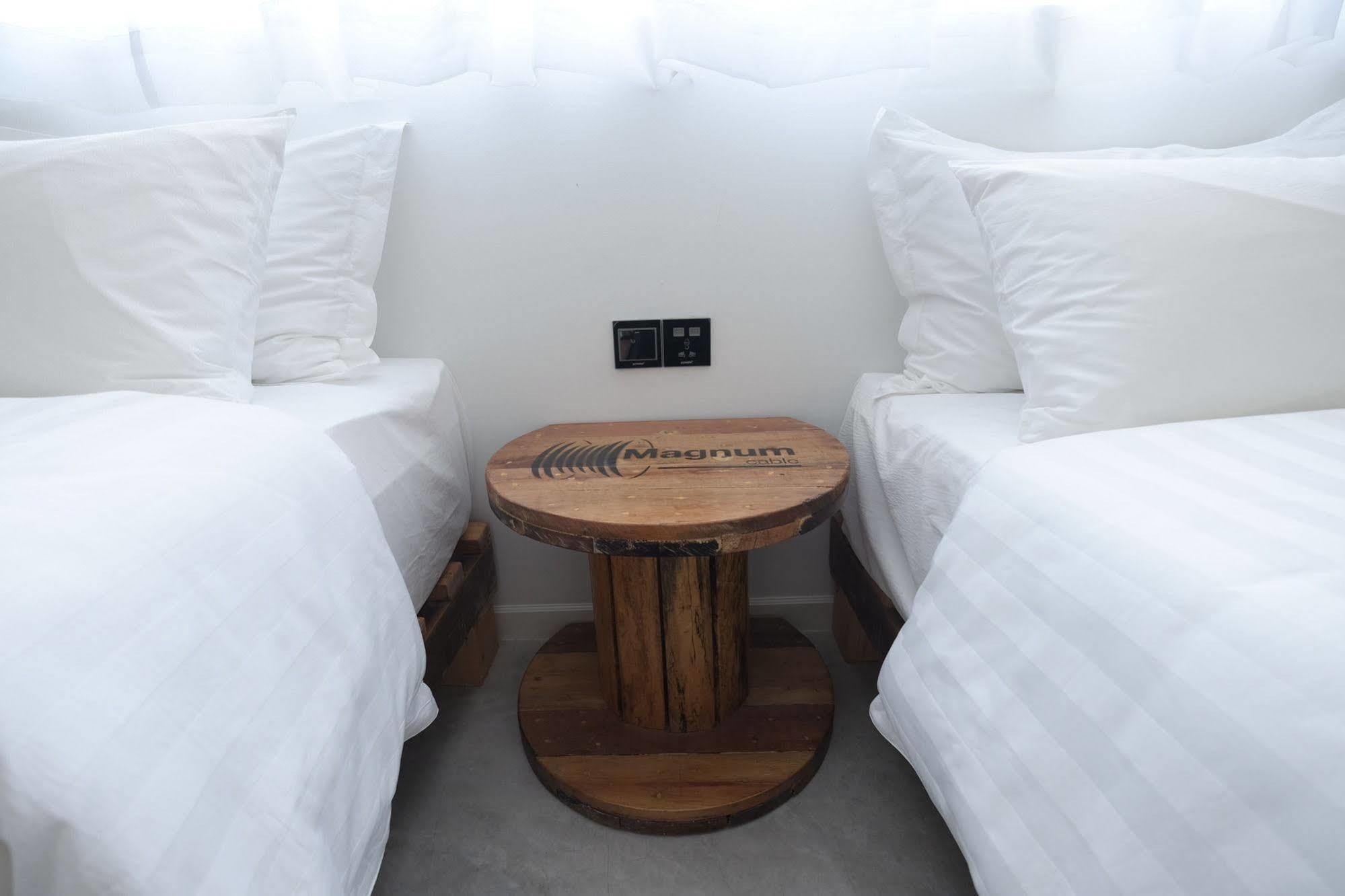 White Loft Hotel Malacca Esterno foto