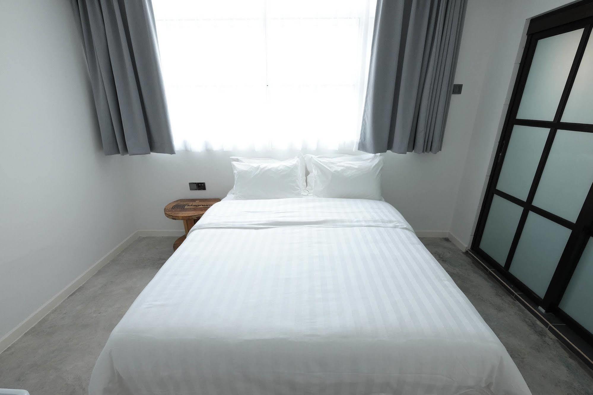 White Loft Hotel Malacca Esterno foto