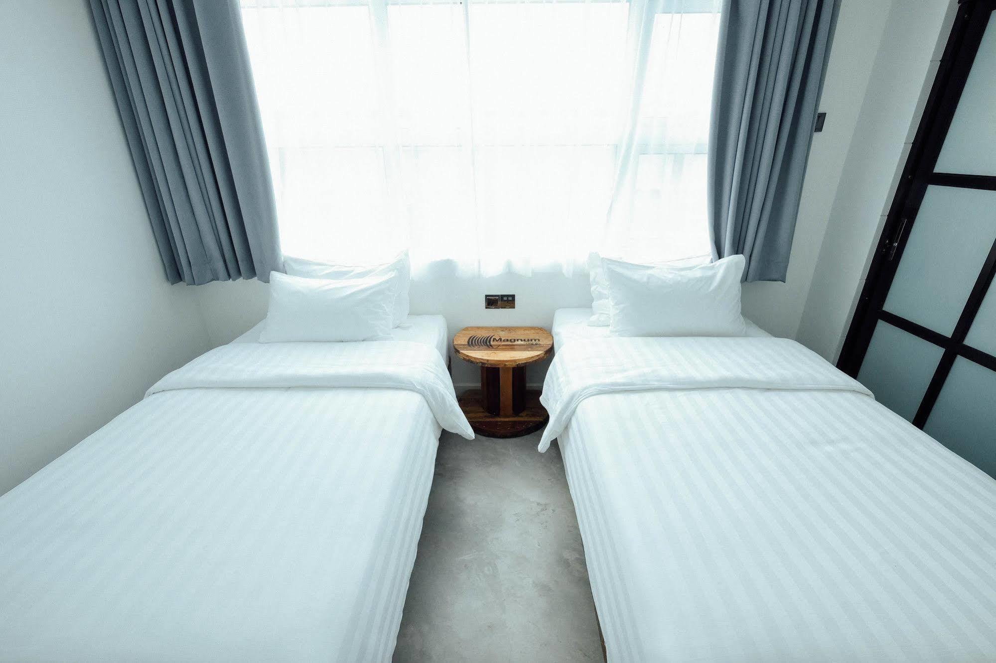White Loft Hotel Malacca Esterno foto