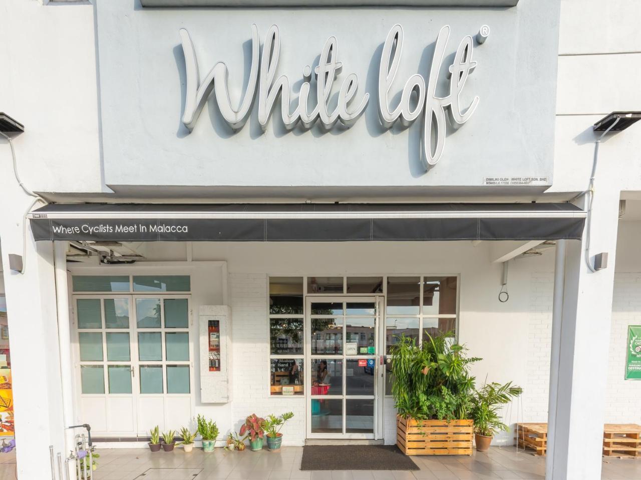 White Loft Hotel Malacca Esterno foto